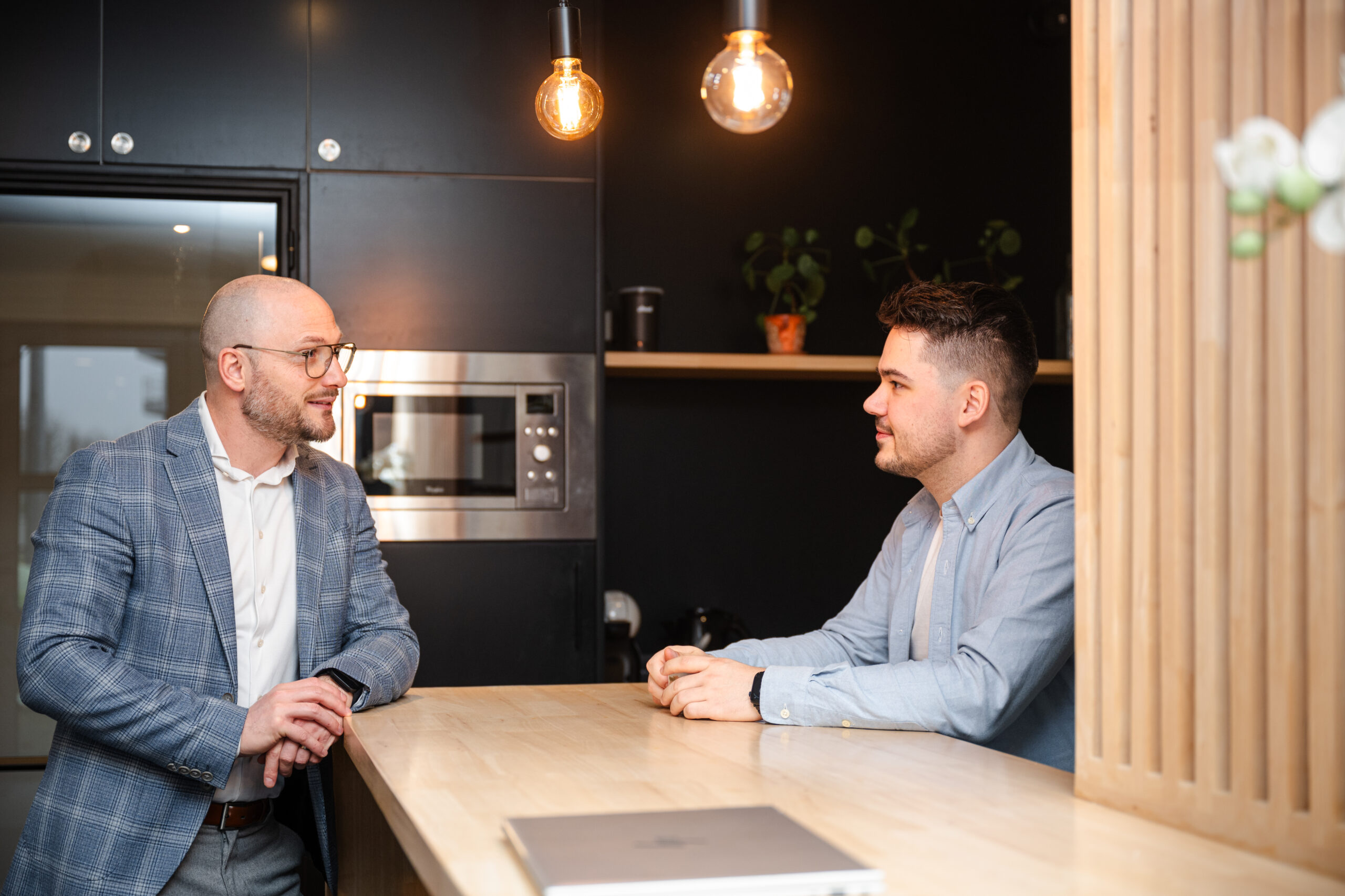 Bespaar tijd met vooropgestelde vragenlijsten in Claritalk